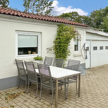 Stunning In With Wifi Feriehus *